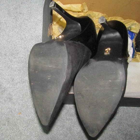 Jennifer Lopez Half Boots with Zipper on Sides - Picture 16 of 16